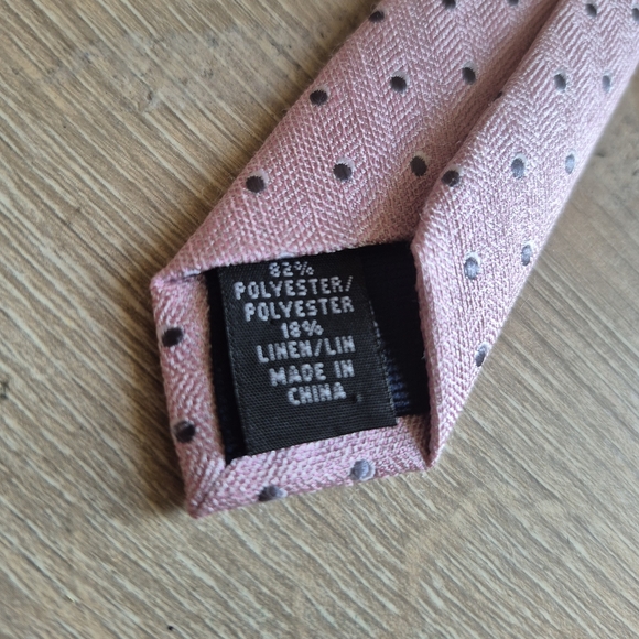 Michael Kors Light Pink and Gray Polka Dot Tie - Picture 4 of 4